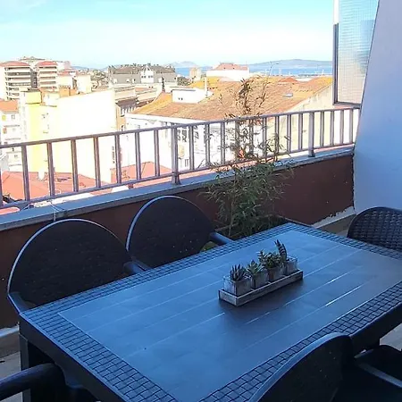 Daire Atico Con Terraza Vigo